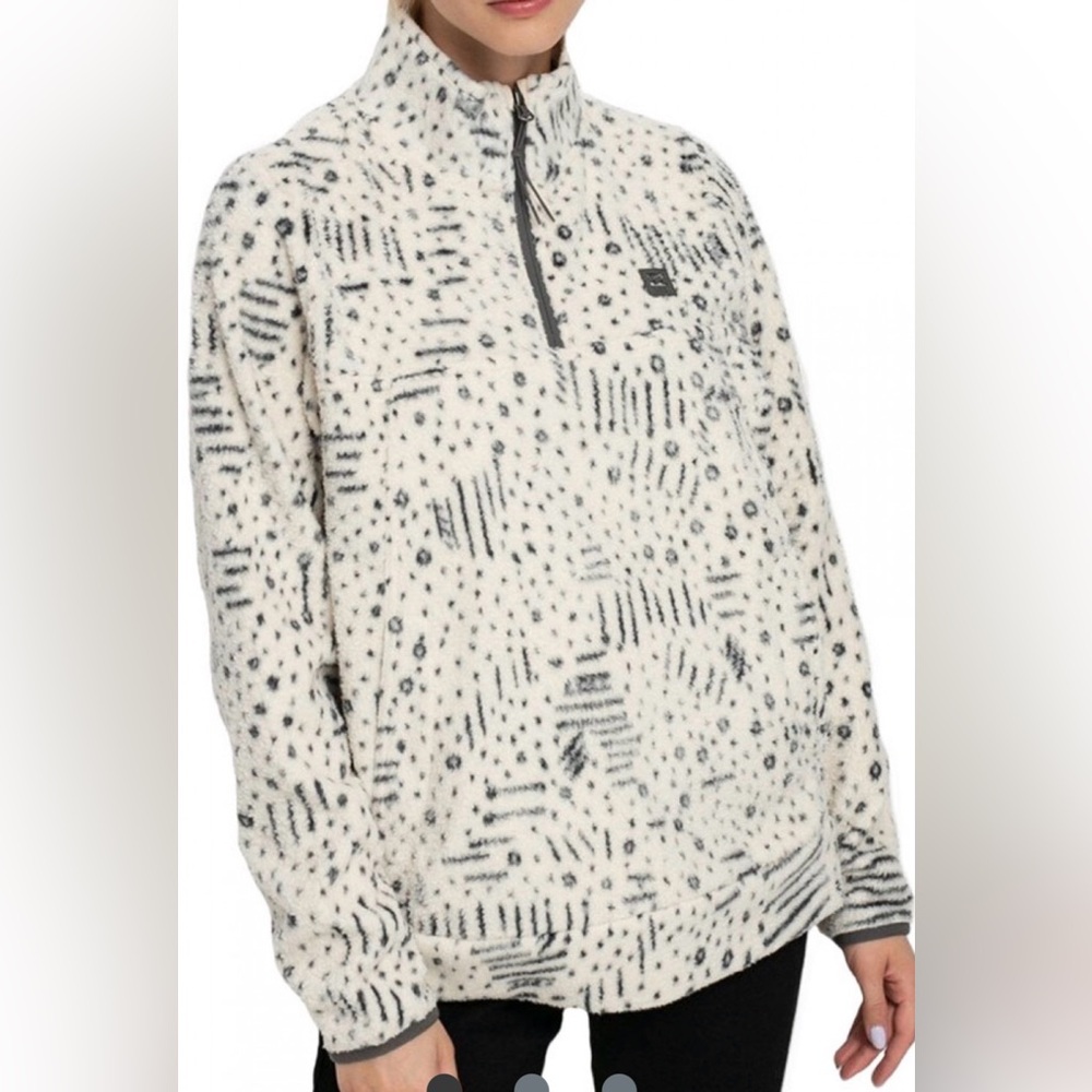 Billabong Adventure Division, 1/4 Zip Fleece Popover in Black and White